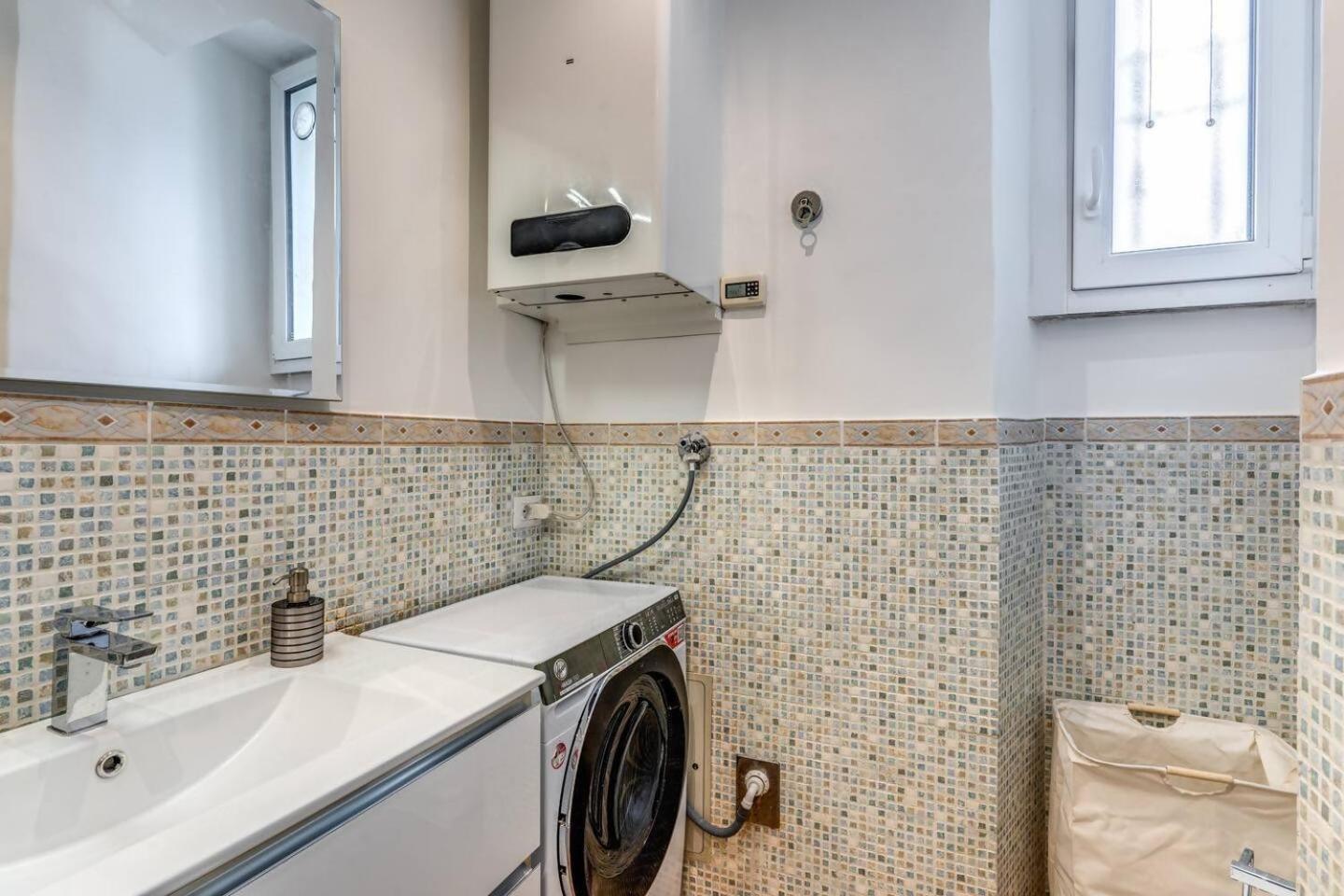 Charming Flat By The Vatican ローマ エクステリア 写真
